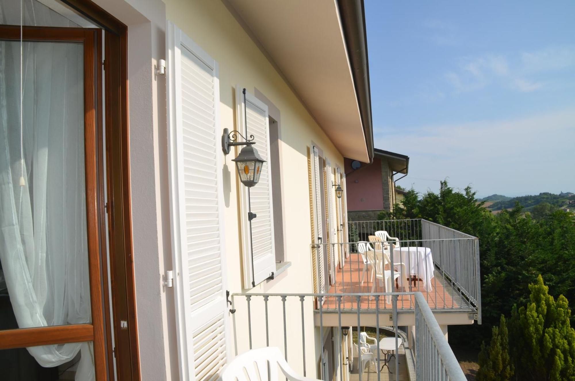 Villa Patrizia Moncalvo Ngoại thất bức ảnh